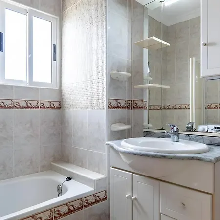 Costamar Oceanview 1 Bed Apartment Arona (Tenerife)